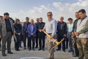 کلنگ‌زنی سه مدرسه شش‌کلاسه در شهرستان دهاقان