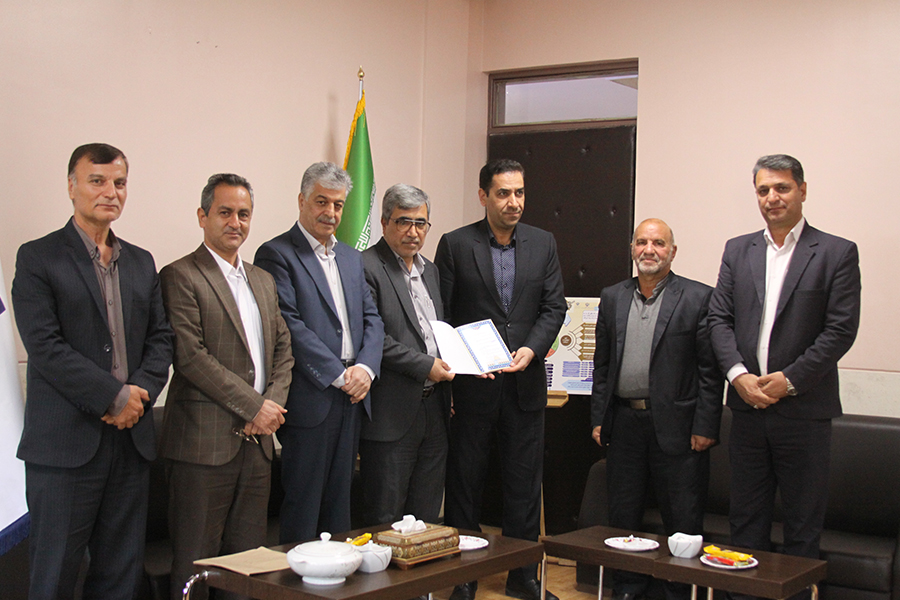 14040807 تفاهم نامه مدرسه 6 کلاسه بانک سپه اردستان