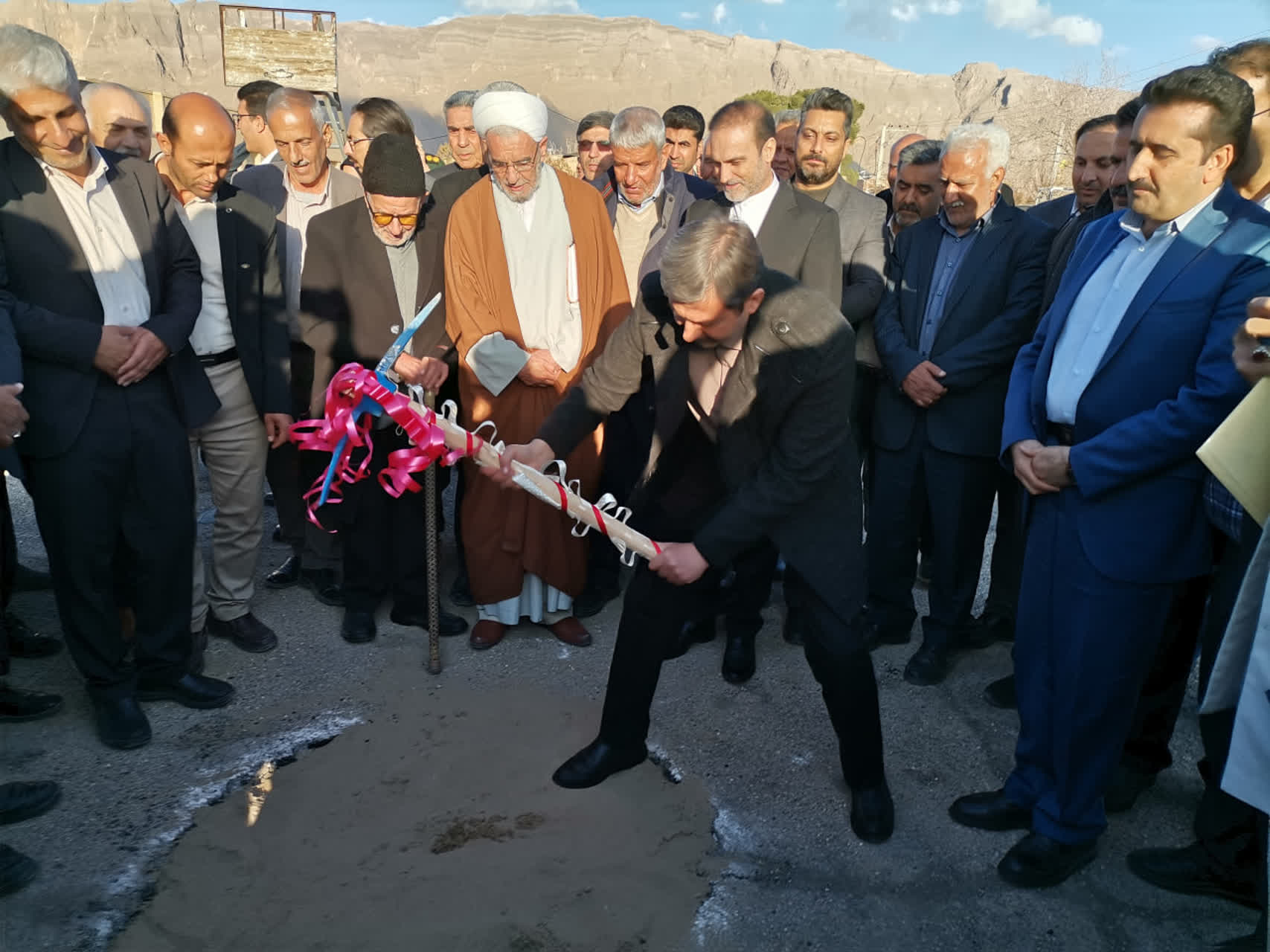 14041123 کلنگ منظریه